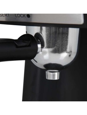 Depósito y manómetro de la cafetera Orbegozo EXP 4600 a presión con vaporizador.