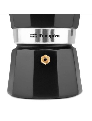 Depósito de agua con capacidad para 3 tazas de café.
