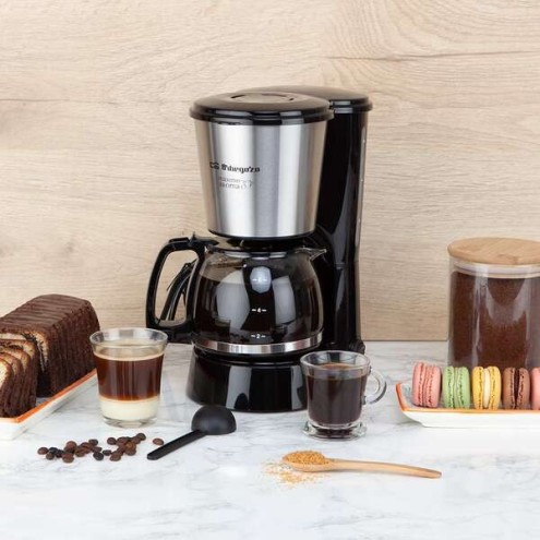 Cafetera de goteo Orbegozo CG 4016 con jarra de cristal.